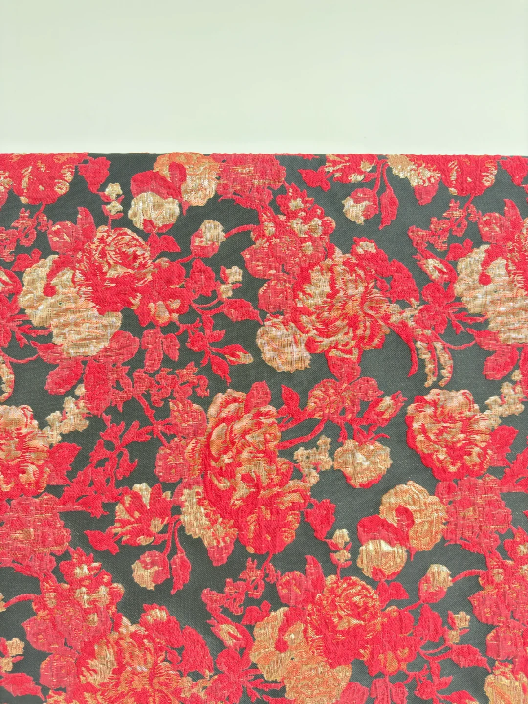 买到喜欢的面料！花花花花花花?