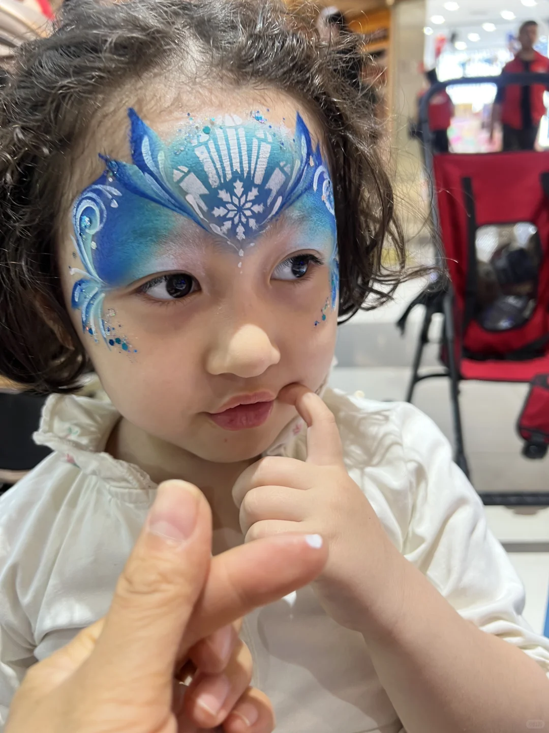 马上六一啦，快来画一个专属你的彩绘吧