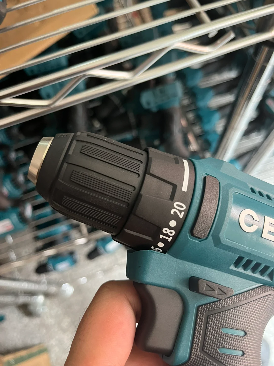 分享锂电钻如何使用基础扫盲