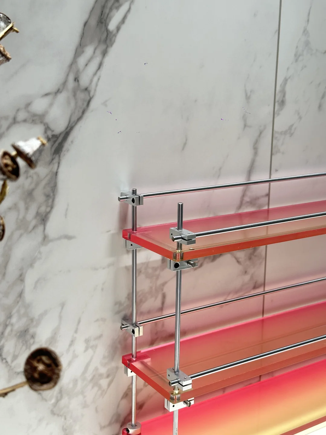 有手就会❗️百元DIY亚克力渐变置物架?