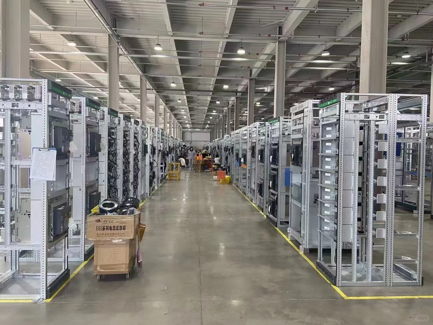 电力设备供应商