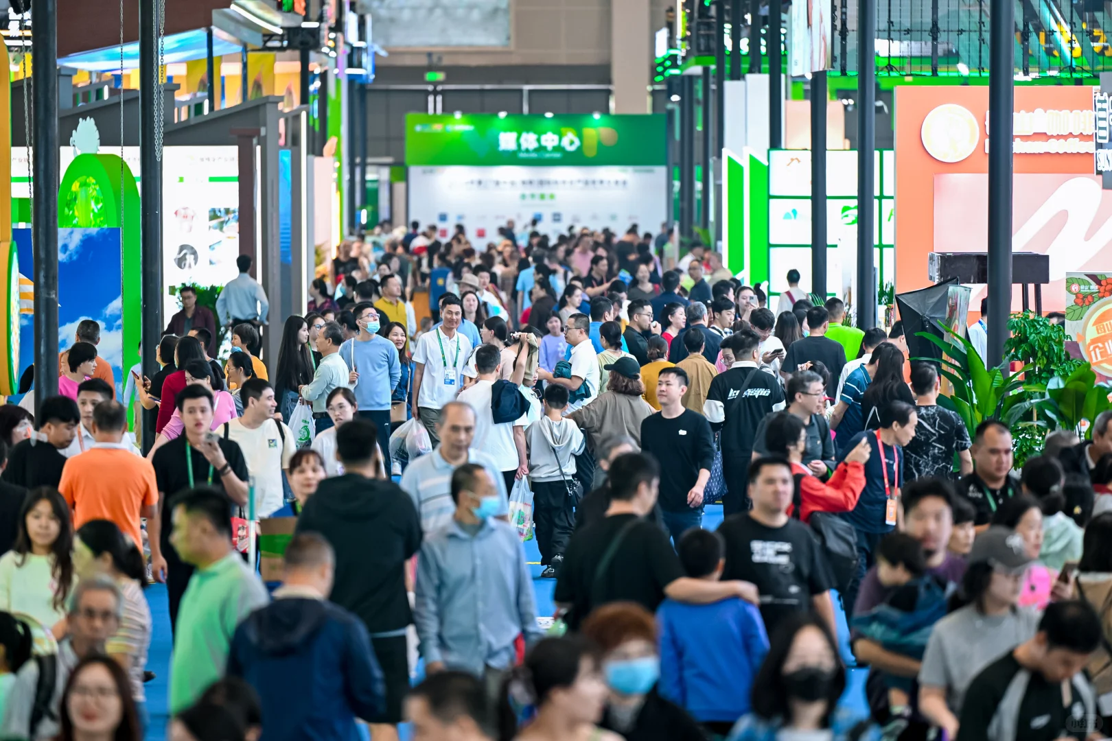 两万+采购商都在抢,我替你试了!