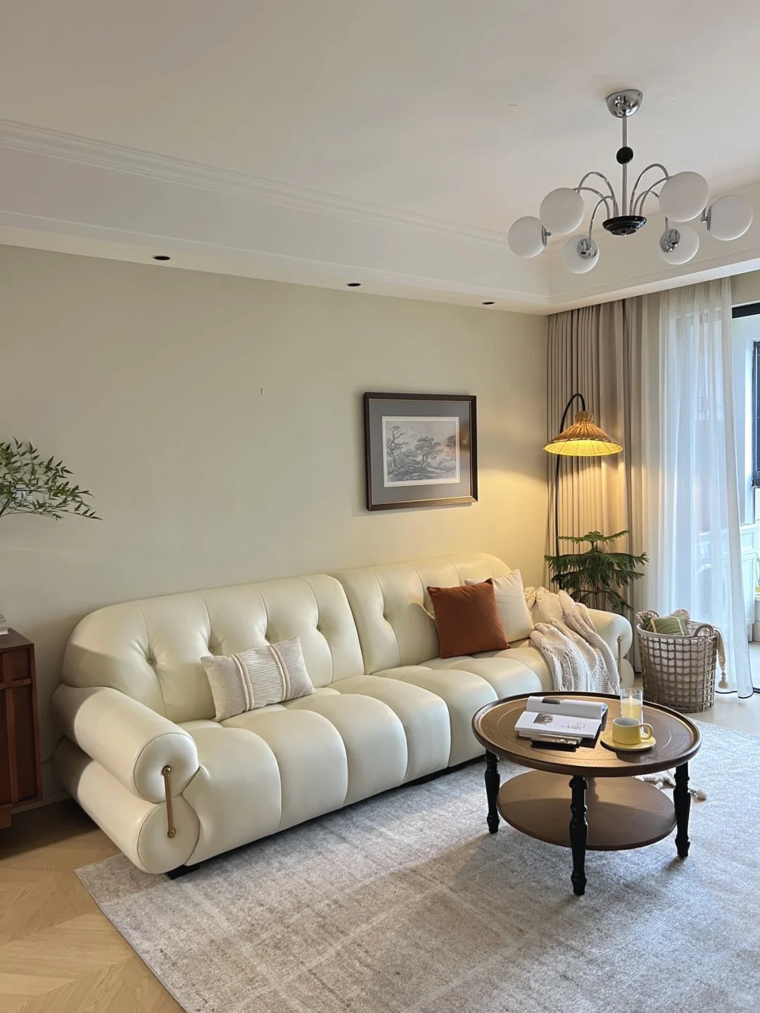 两个人一起努力的小家,64平也挺好