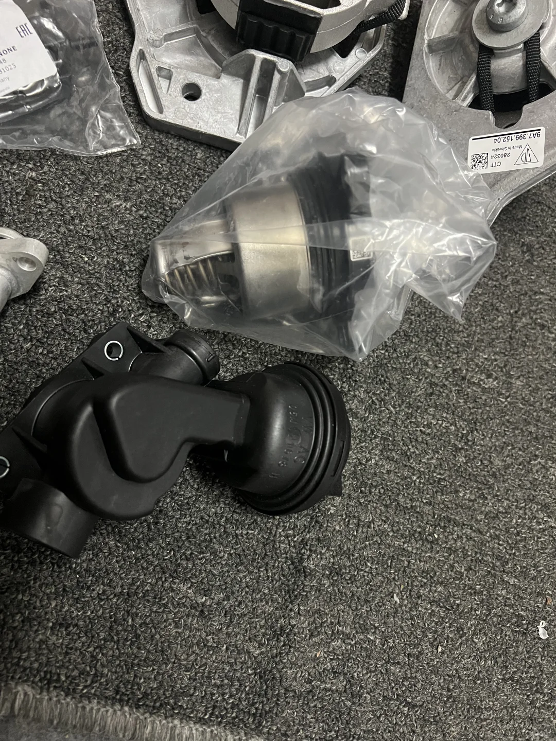 EA839处理漏水套件 更换发动机胶波箱胶