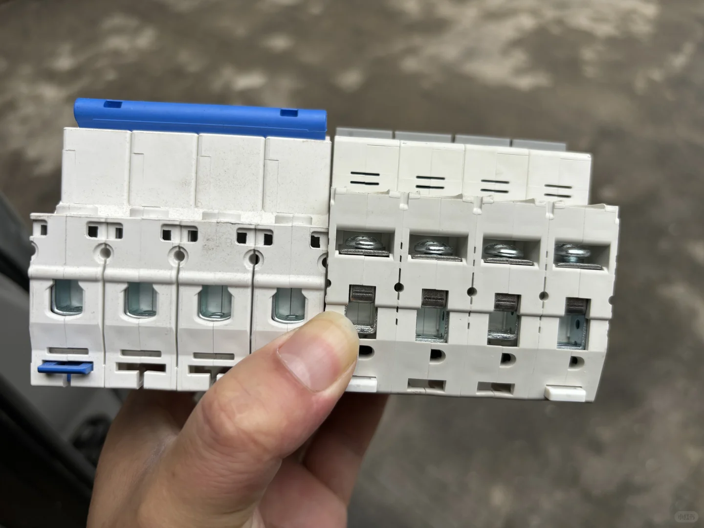 微型断路器对比