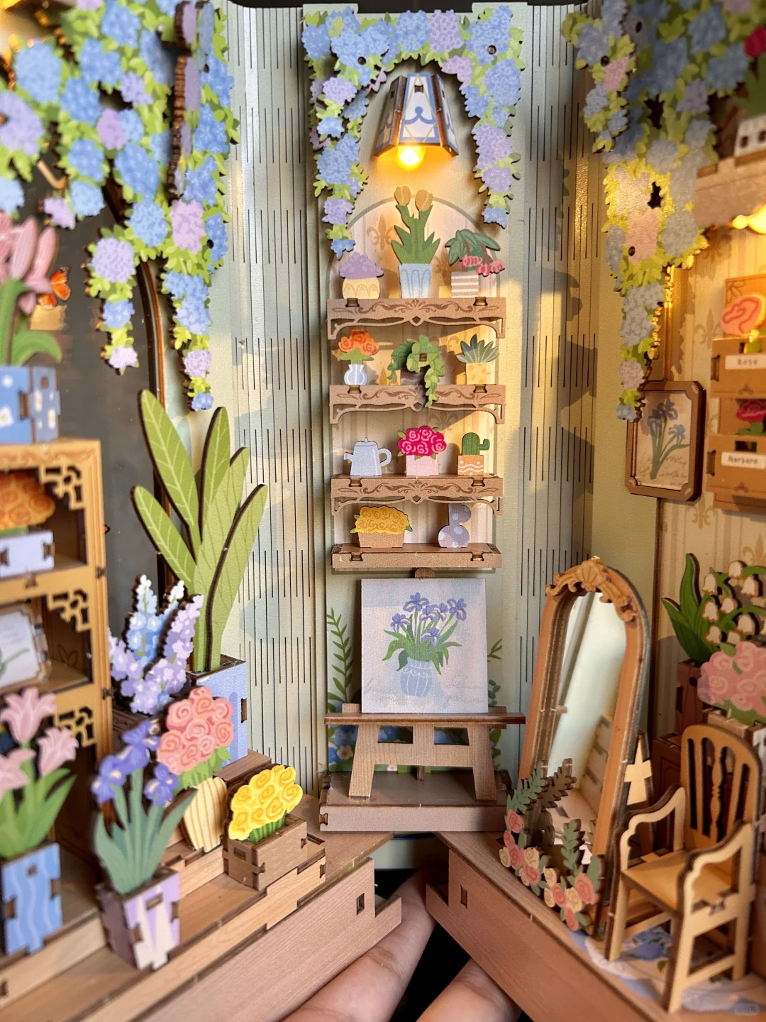 好治愈！书立打开后竟然出现了绝美花店?