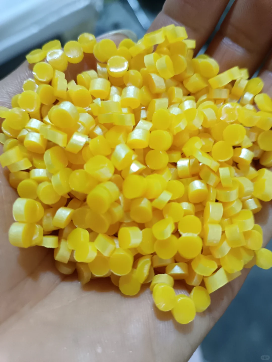 专业生产PVC颗粒源头厂家适用于多种塑料制注