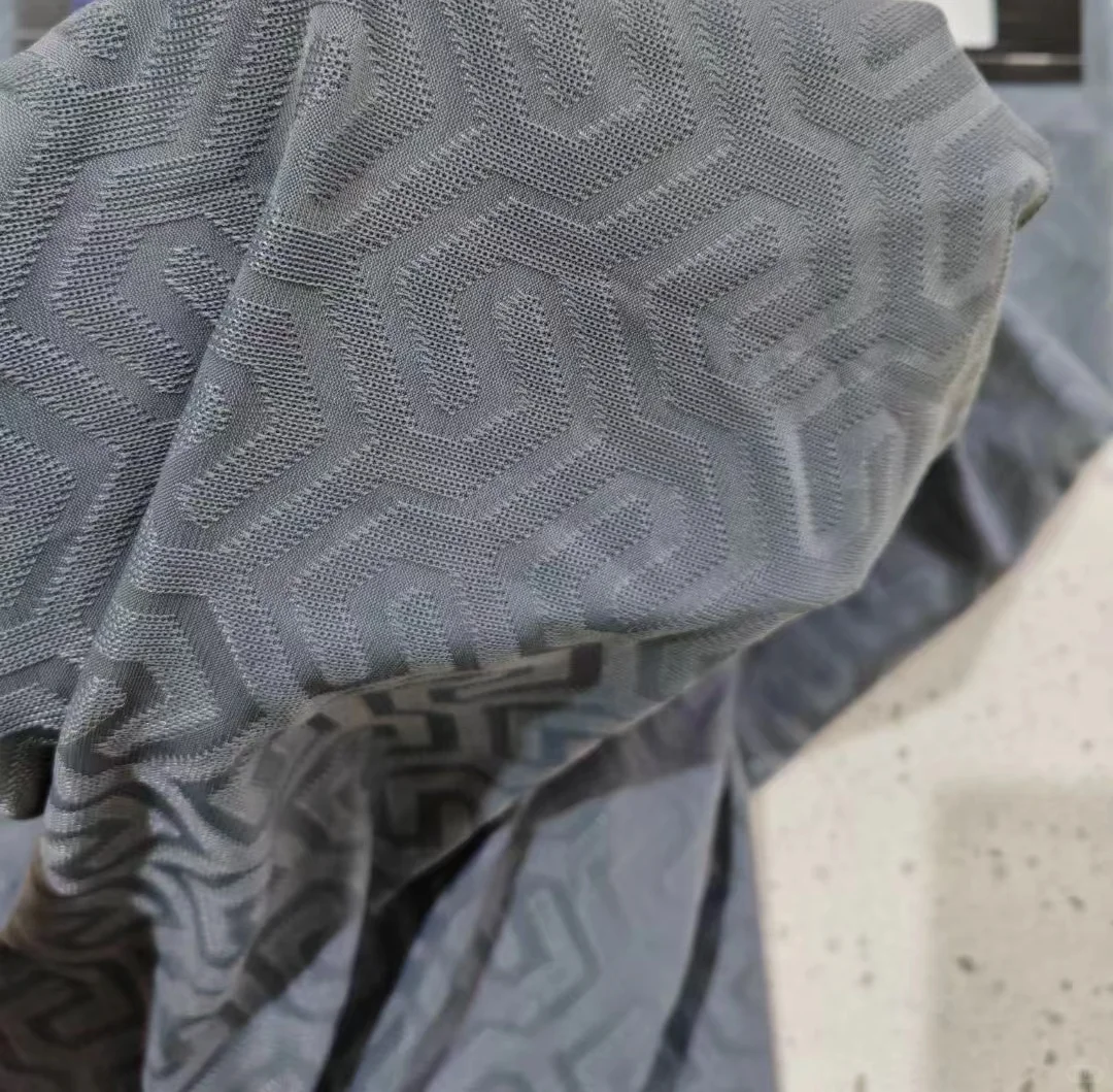 小众面料、高级感满满 商务范