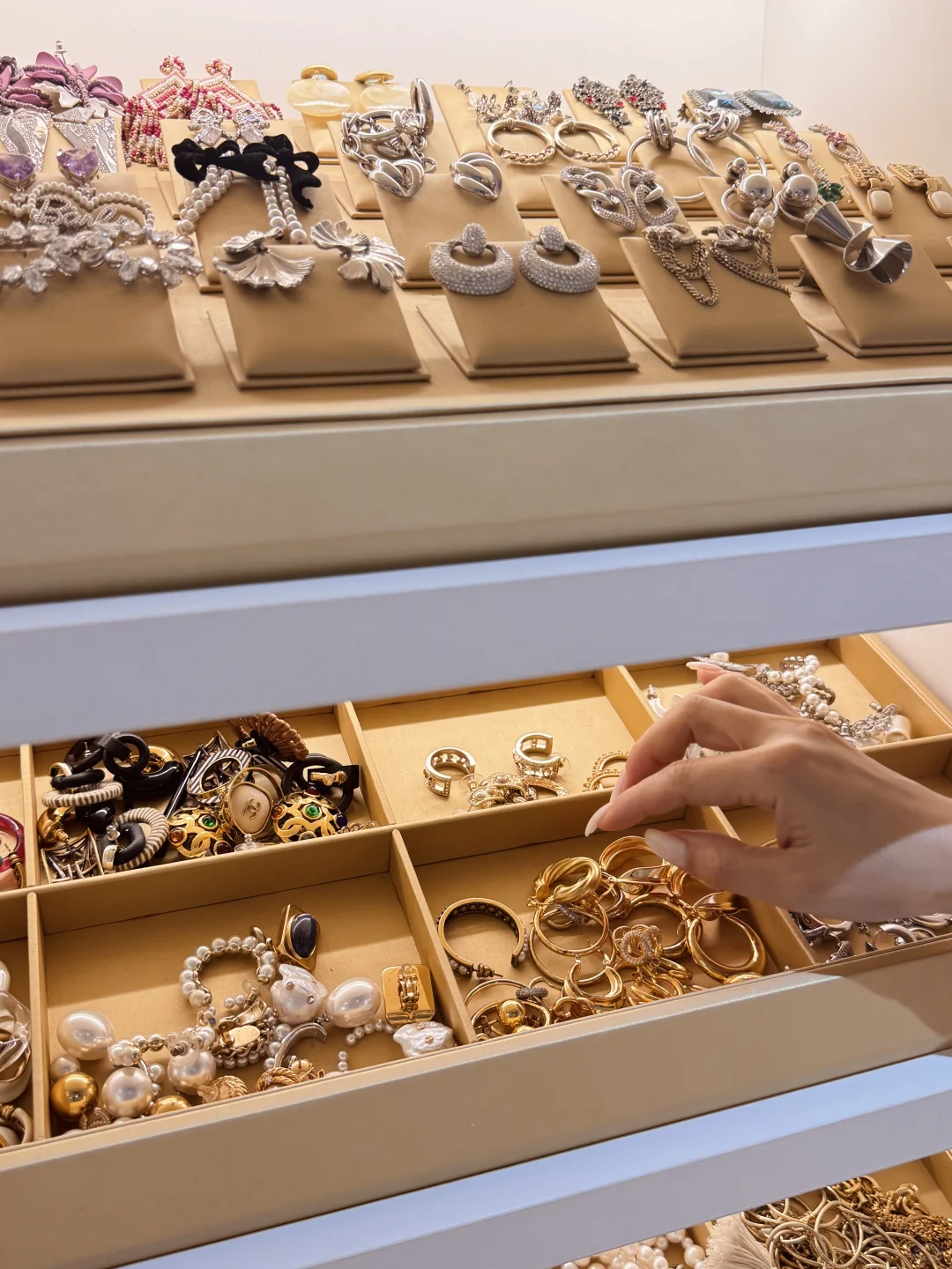 Live图，真的很爱衣帽间的这一角