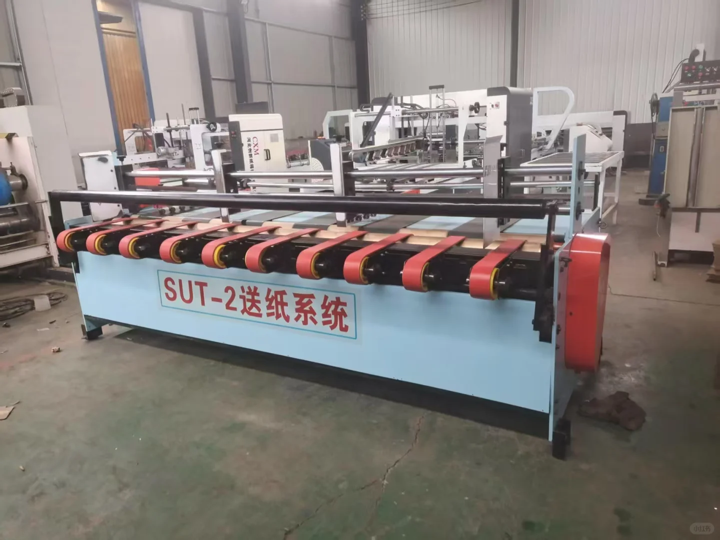 三机联动!小型纸箱厂印刷+送纸+堆码机操作