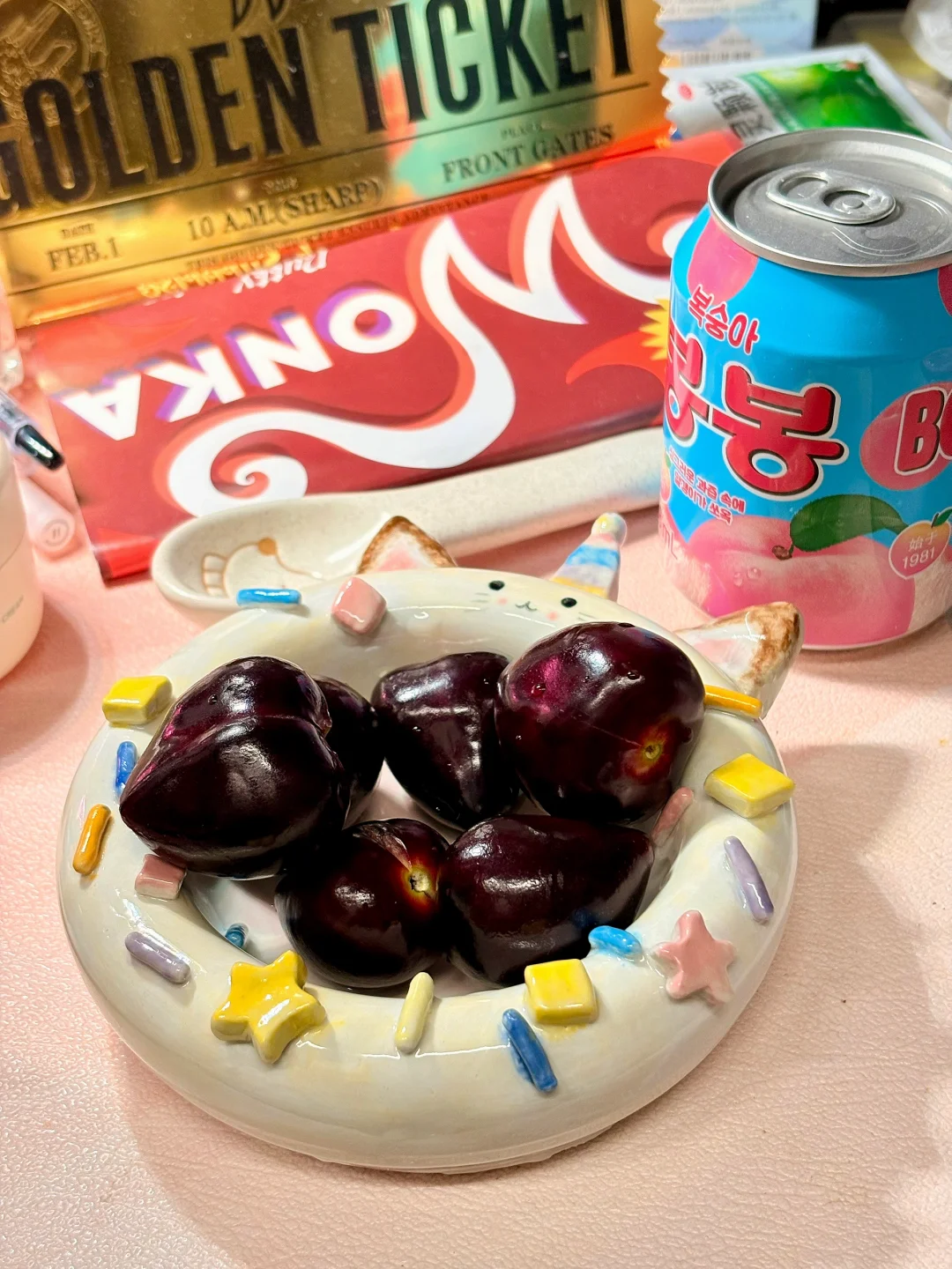 右滑帮我的小猫甜甜圈出炉！！！??