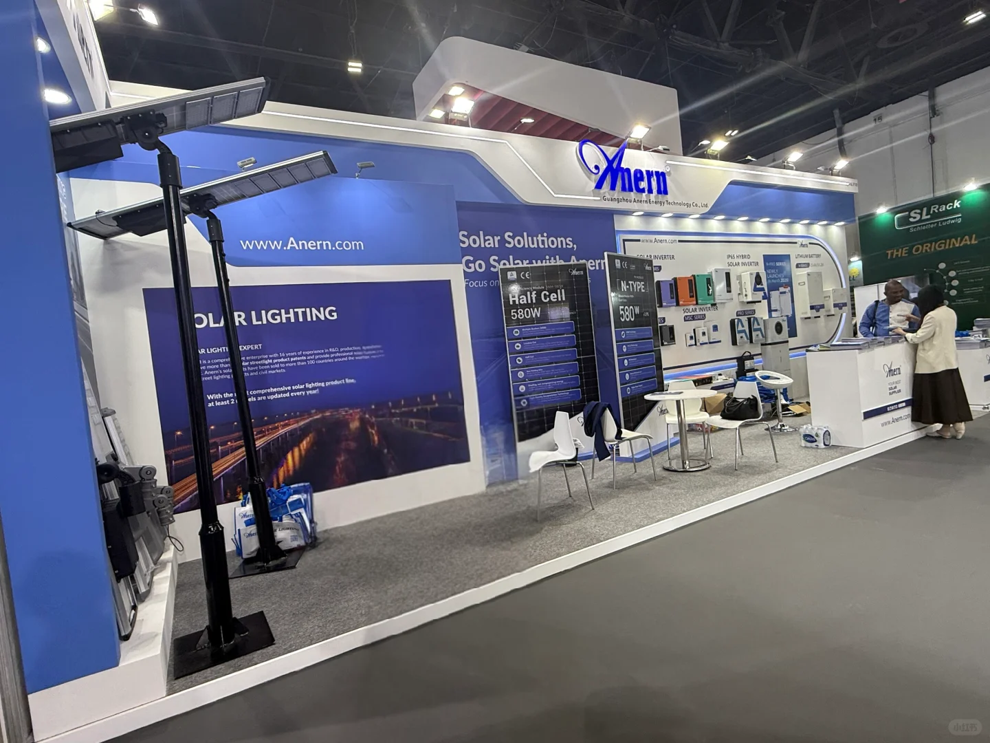 ?谁说能源展难搭建？新鲜对比图告诉你答案