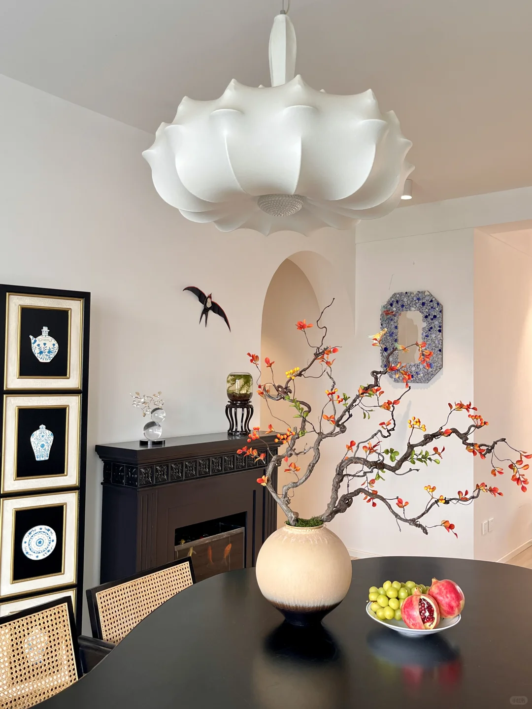 ?天上的风筝在天上飞,水里的鱼儿在水里追