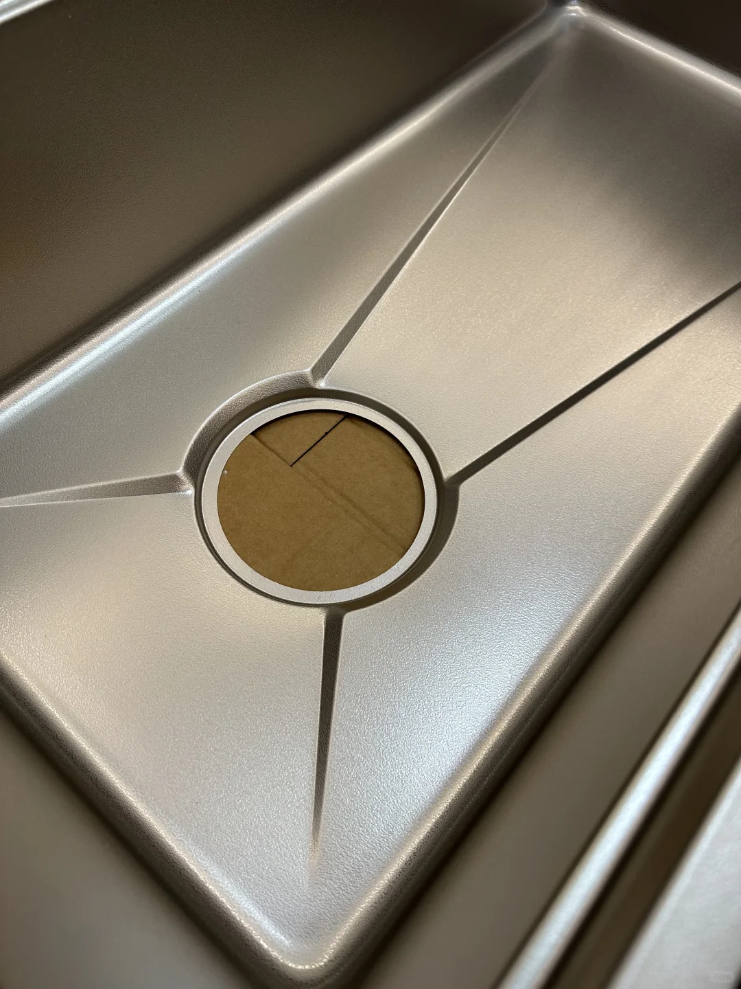 货比三家不锈钢水槽安全下车！