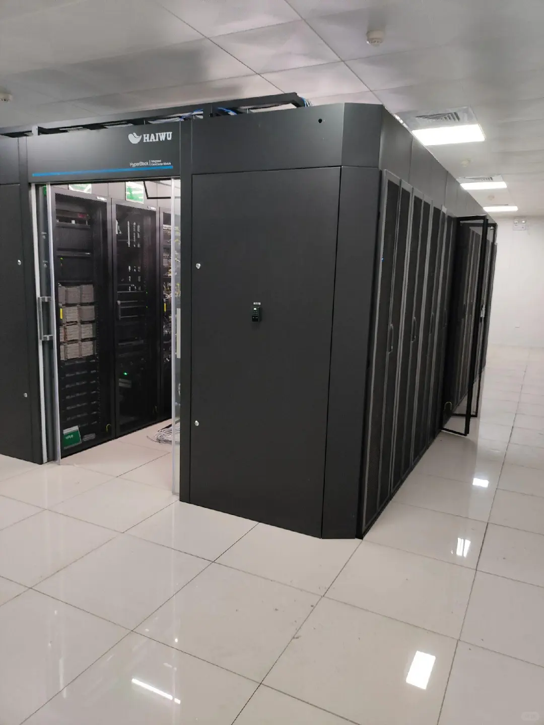 监控摄像头上门安装服务，弱电综合布线，门禁