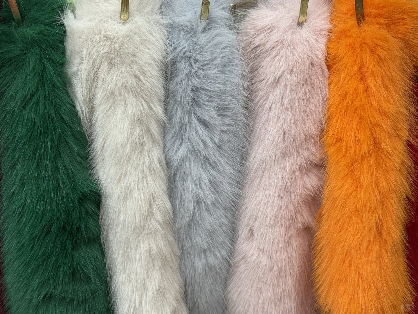 2100克新品狐狸毛 高端皮草面料