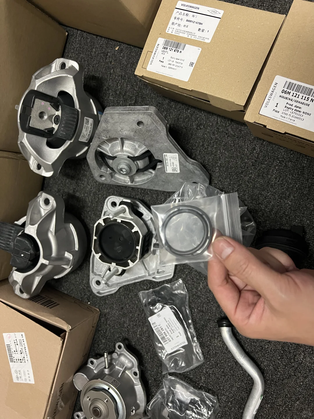 EA839处理漏水套件 更换发动机胶波箱胶