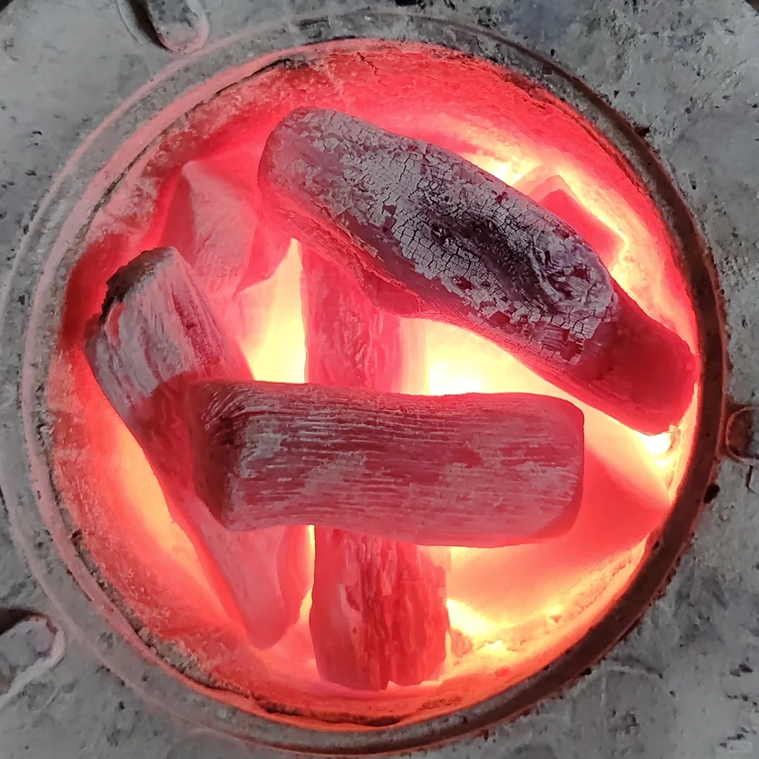 乌钢炭，备长炭和果木炭和净水炭