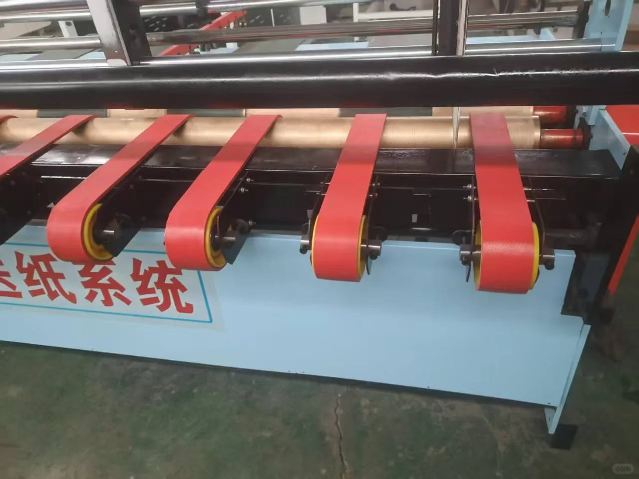 三机联动!小型纸箱厂印刷+送纸+堆码机操作