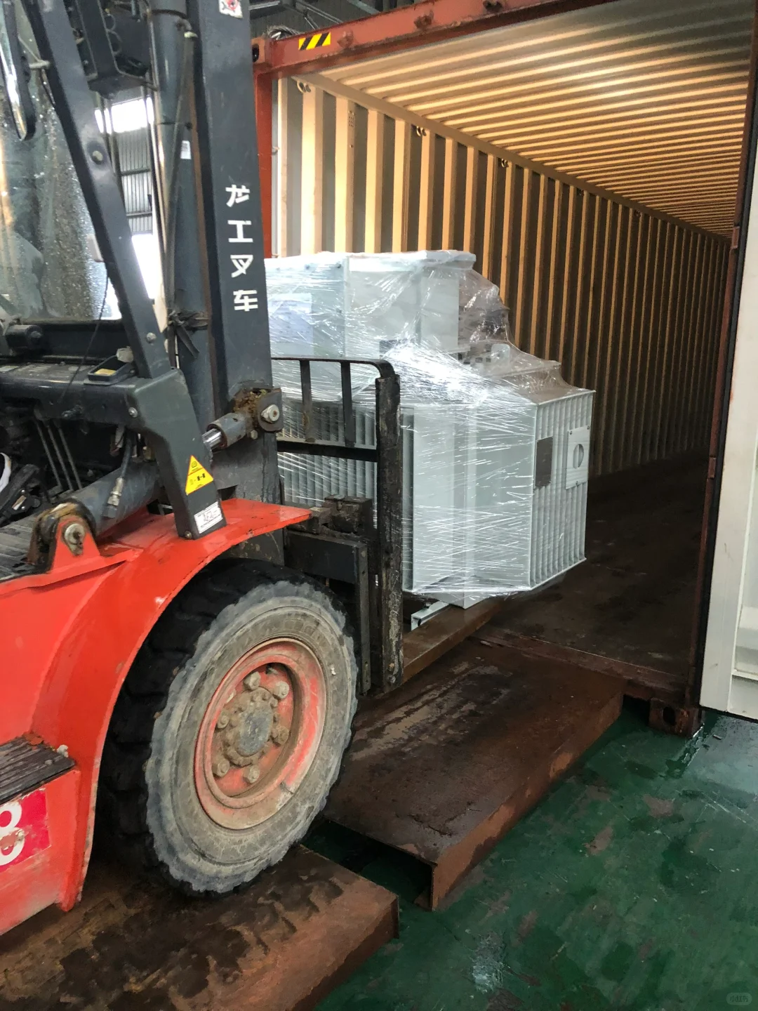 出口变压器：跨越山海的电力担当