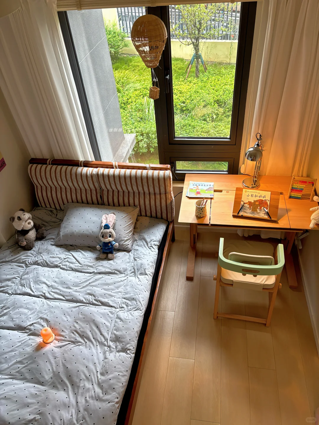 7平米小卧室,自用3个月超薄实木床没翻车✌️