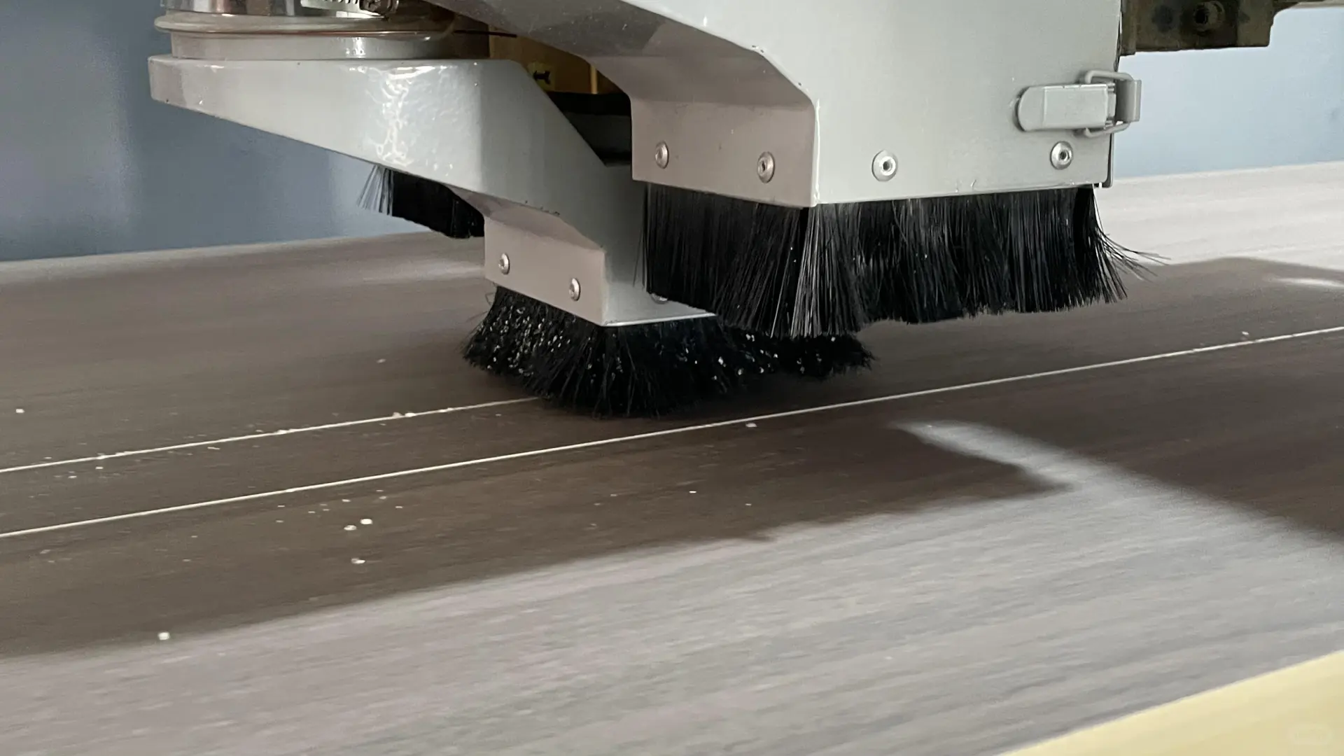 WPC木塑门门面雕刻工艺