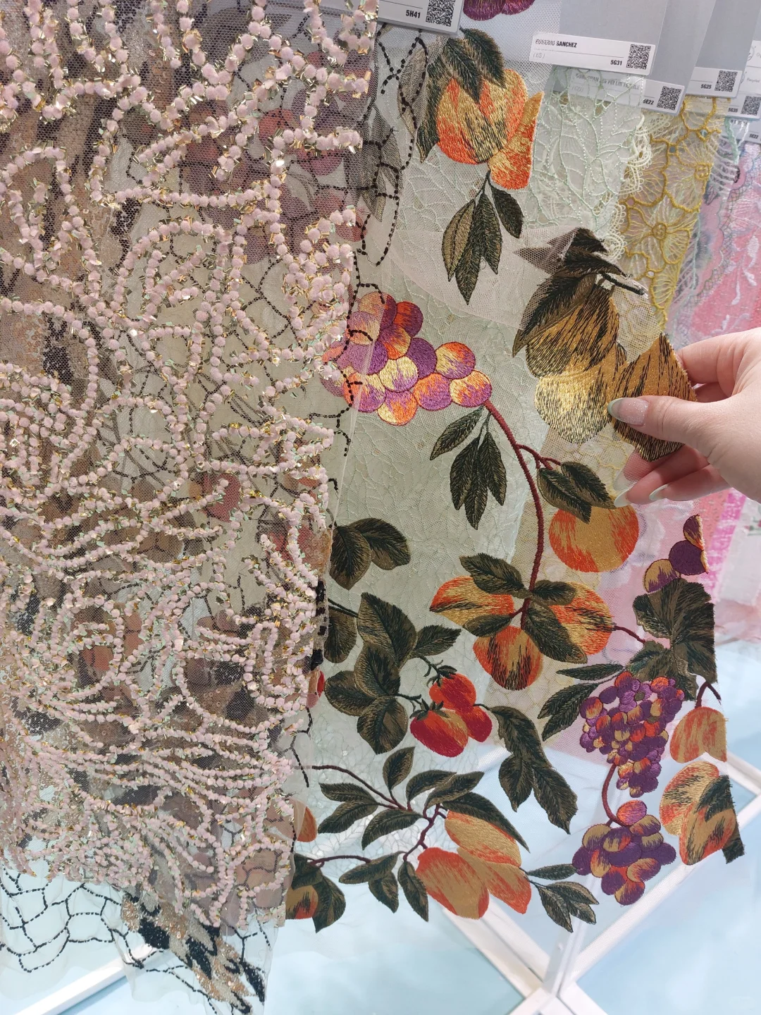 和大家分享下巴黎面料展(PV)的面料