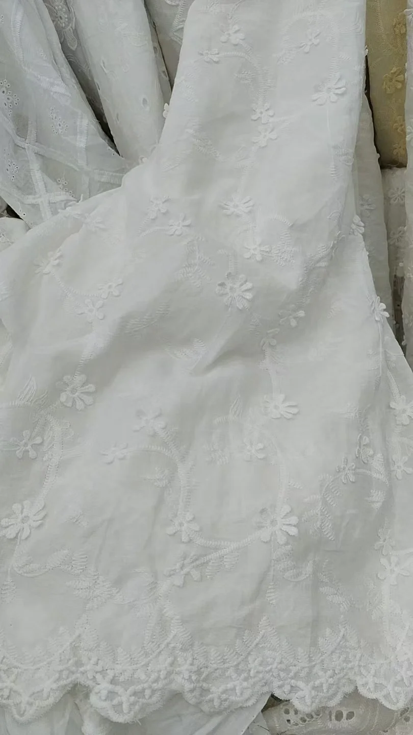 这些绣花真的好漂亮，谁会不爱呀！