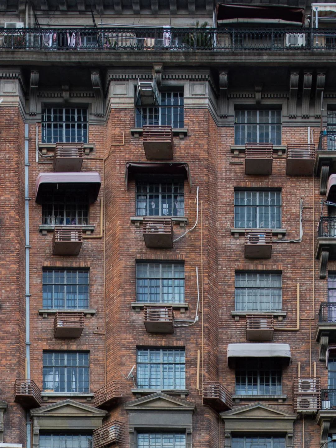 武康大楼的AB面