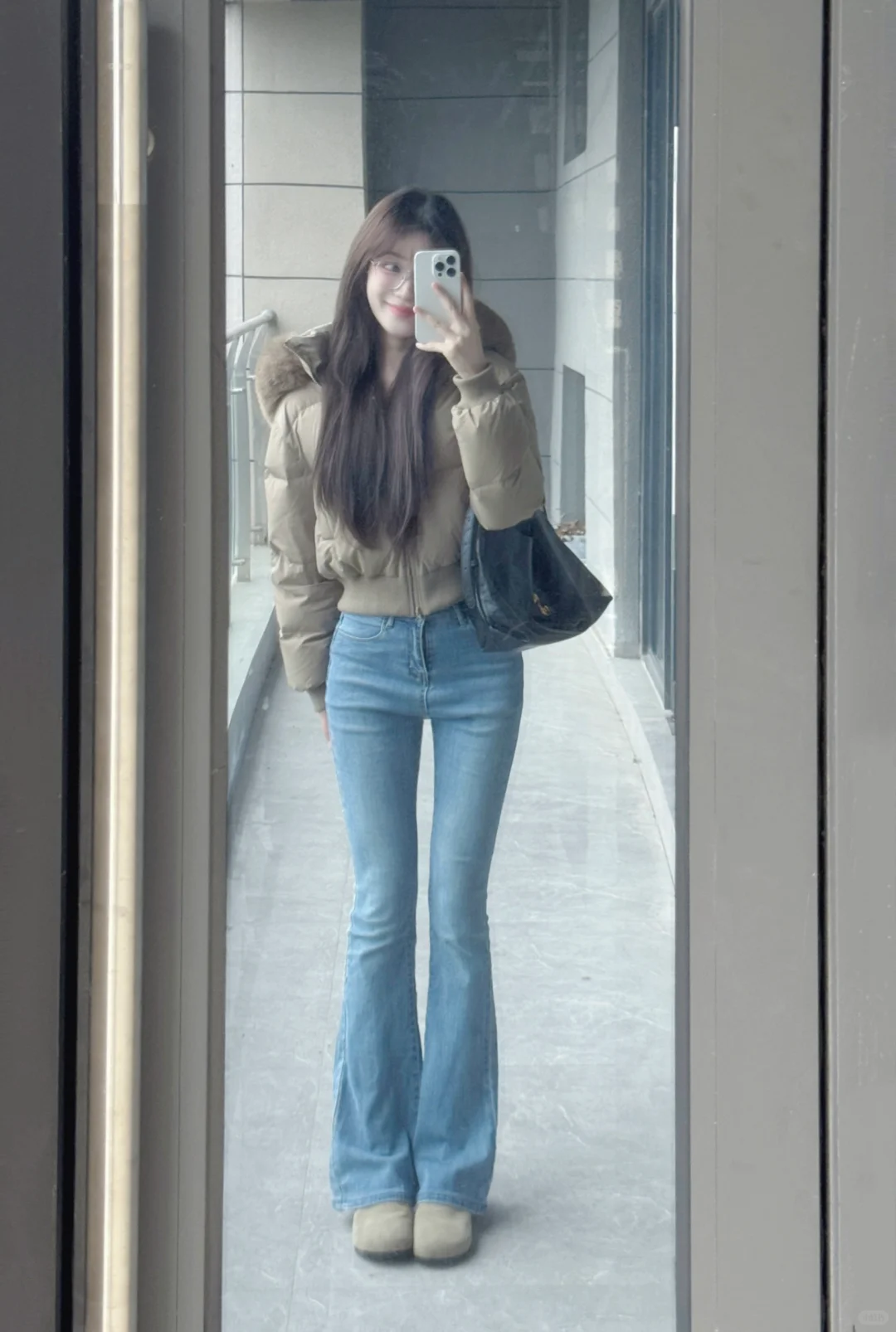 谁懂啊！！！原来在冬天胯宽最适合上短下微喇