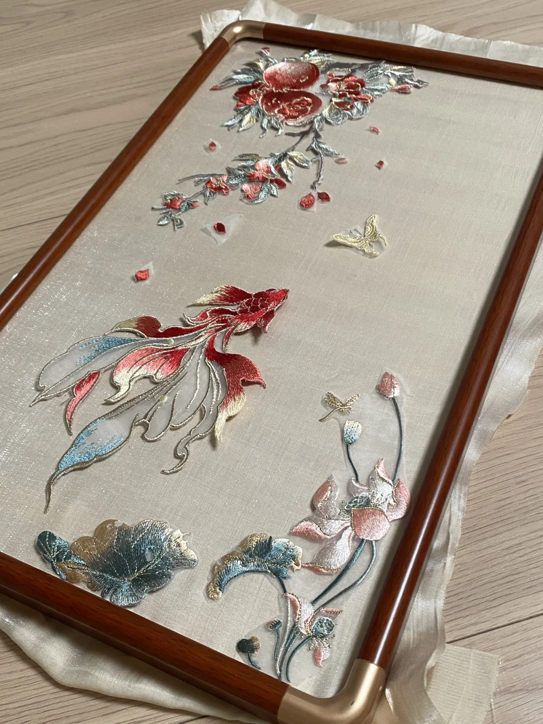 第一幅刺绣画来了呀