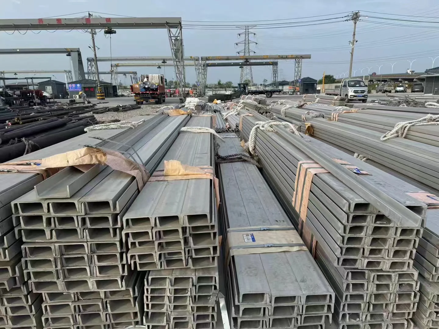 00后接手不锈钢工厂