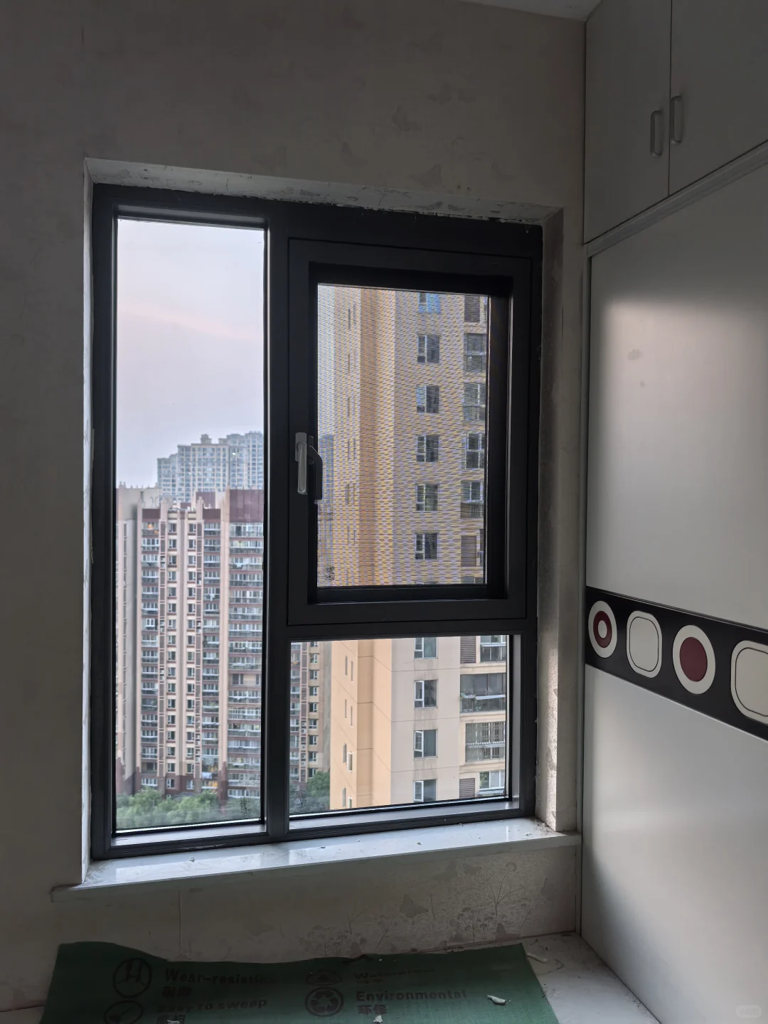 ?满庭春小区老房改造换断桥铝门窗