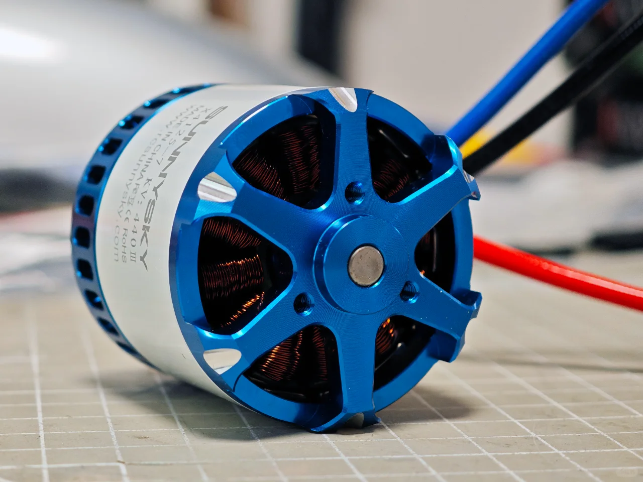 朗宇Sunnysky X系列高端动力系统开箱测评