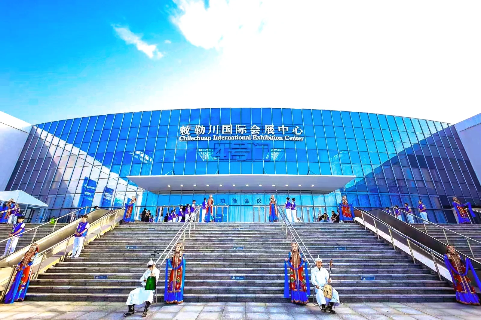 人从众的博博会！