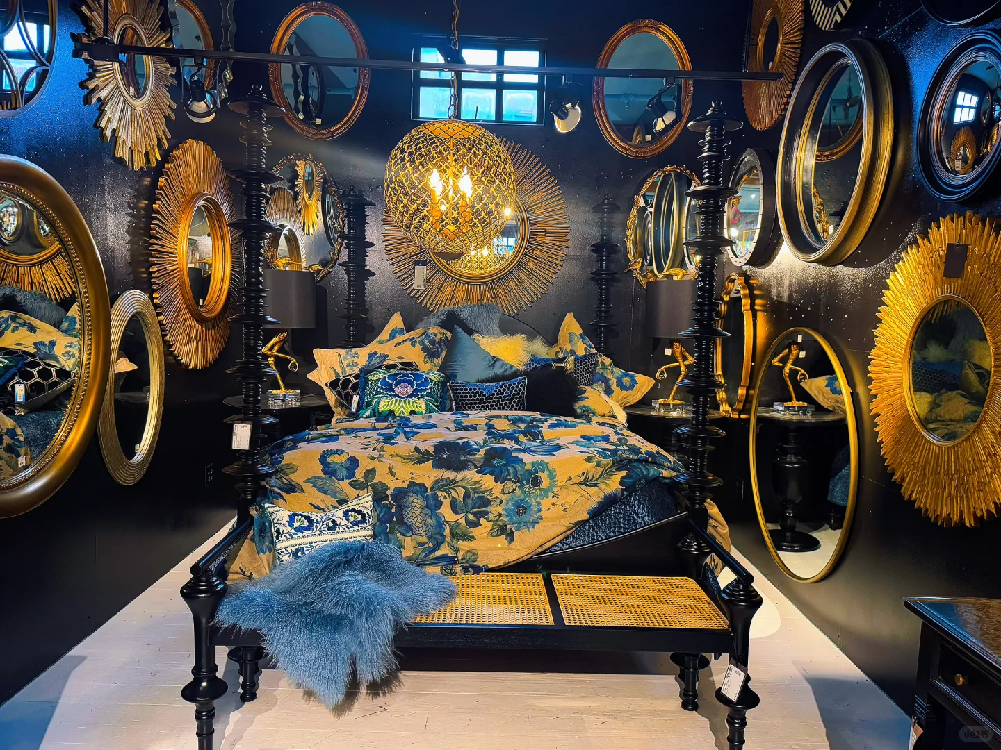 唐人街边，居然藏着这么大一个家居空间?