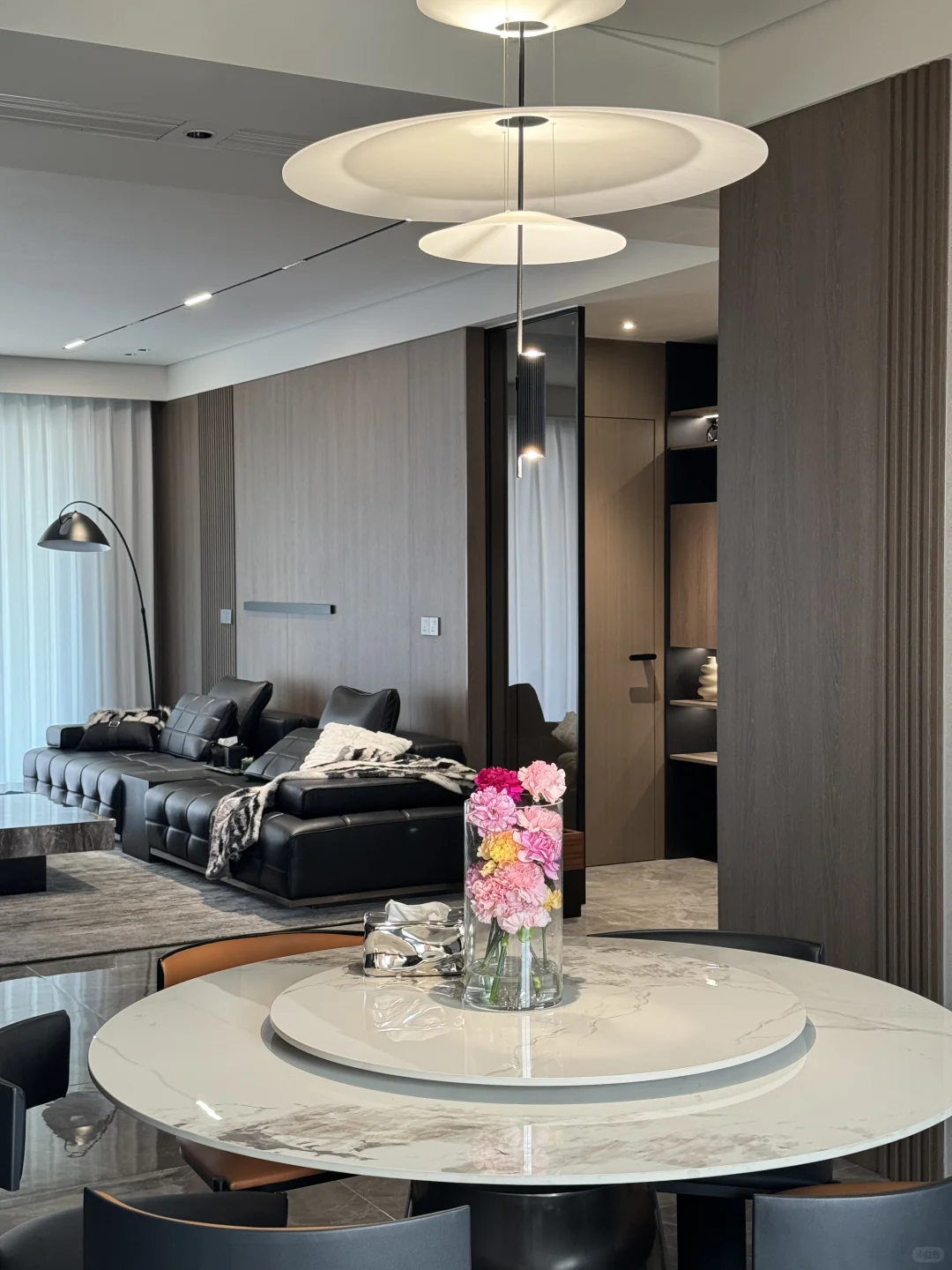 小时候交换空间看多了,长大后装了这套房……