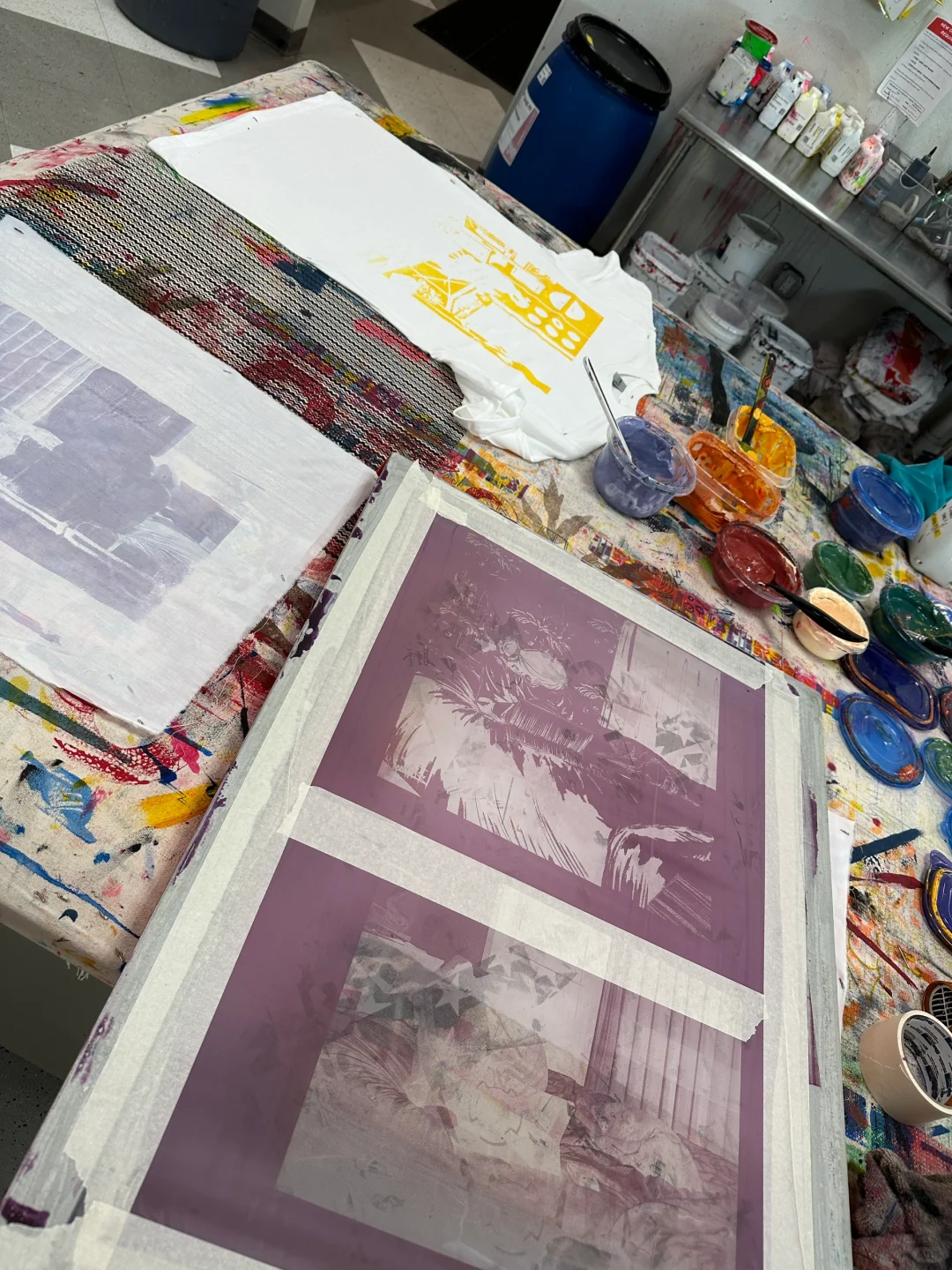 拿插画丝网印刷T恤