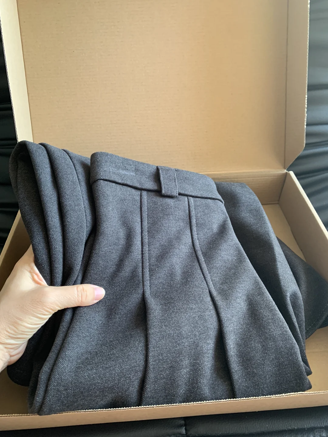 啊啊啊终于买到我的秋冬百搭战裙了❗️❗️❗️