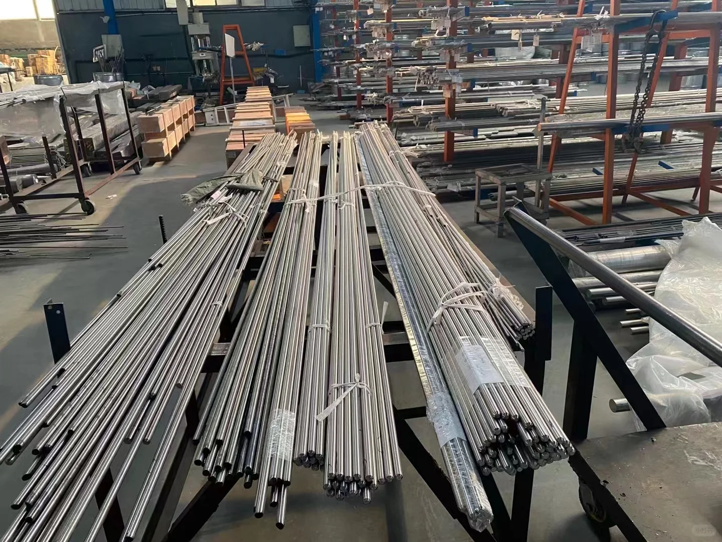 金属原材料供应