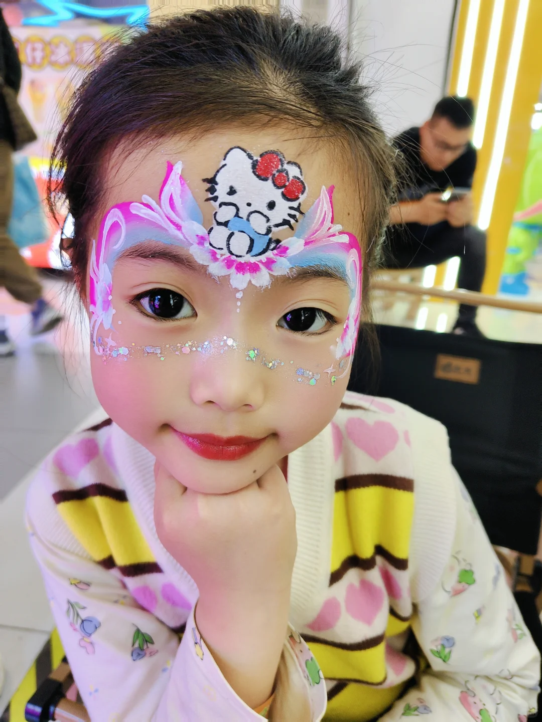 夏天彩绘流汗花妆，防水颜料用起来