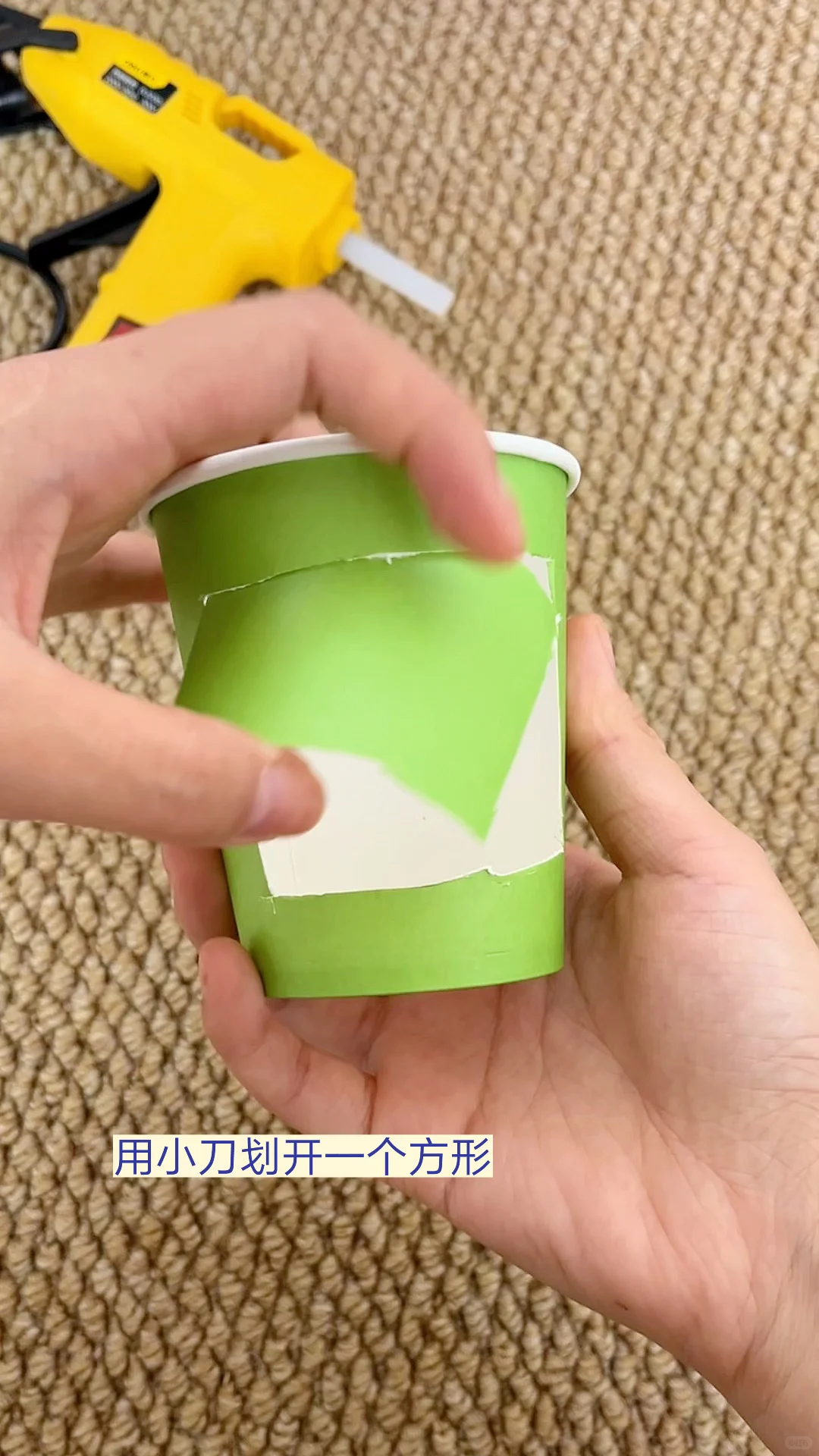 有手就会?0元自制小月龄宝宝玩具?