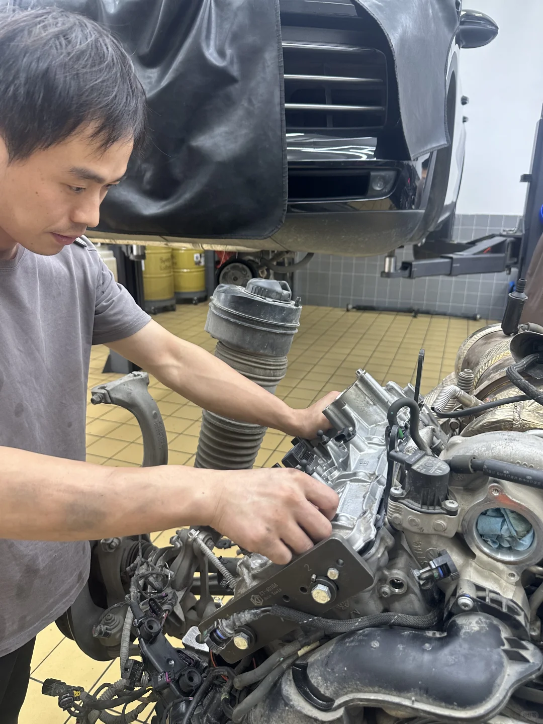 破保时捷-价值不到200的配件要抬我发动机