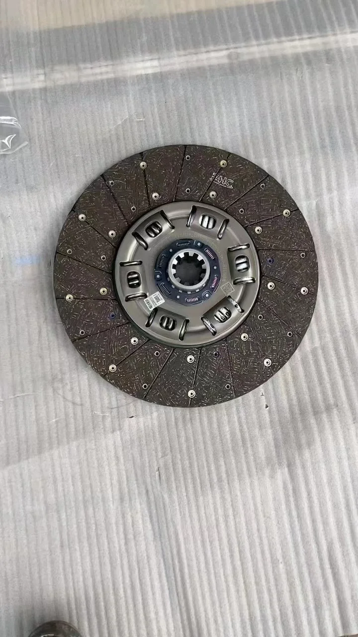 重卡系列飞轮 压盘 离合器片