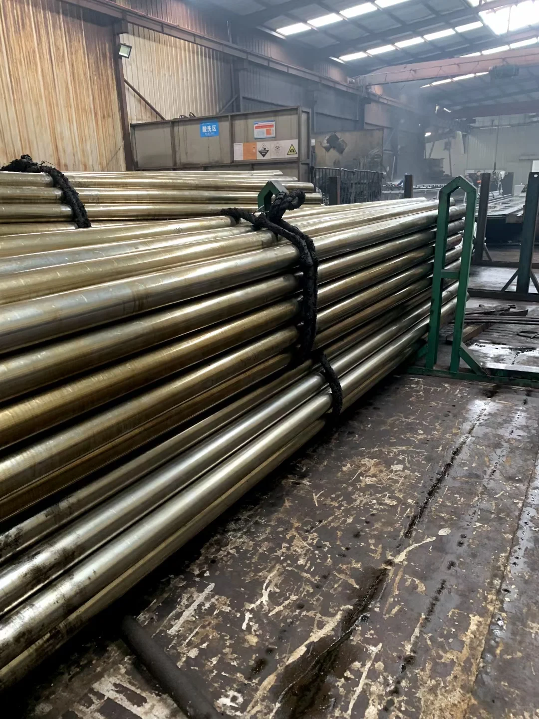 00后接手不锈钢工厂