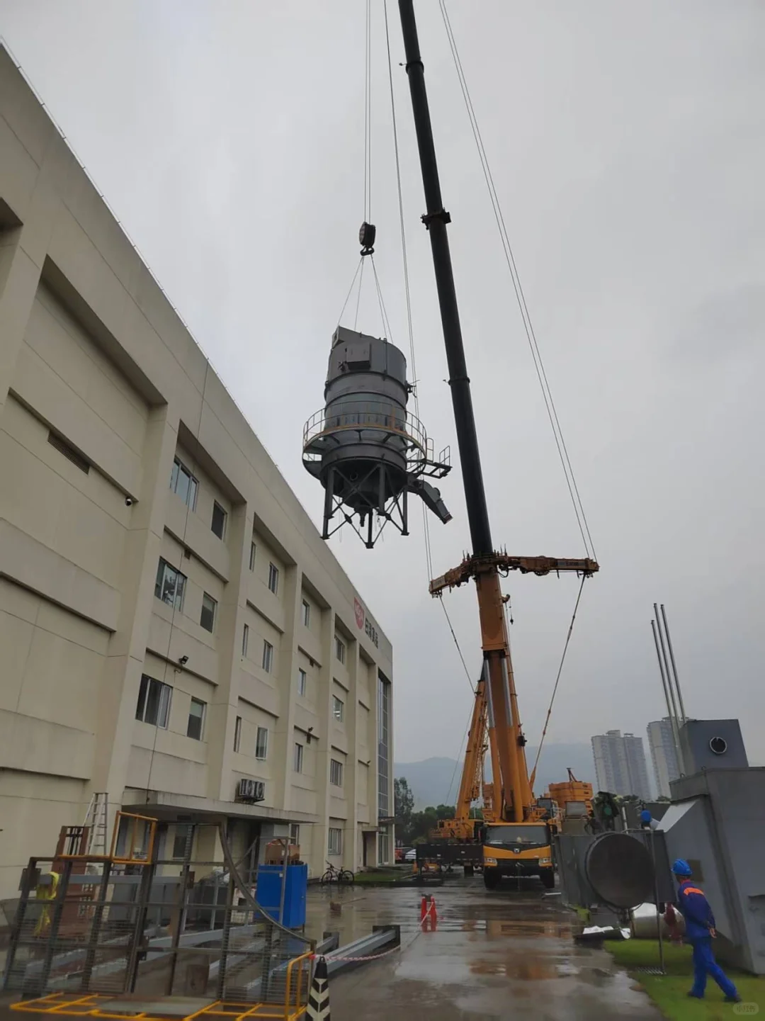 设备安装调试设备搬运设备吊装设备木箱包装