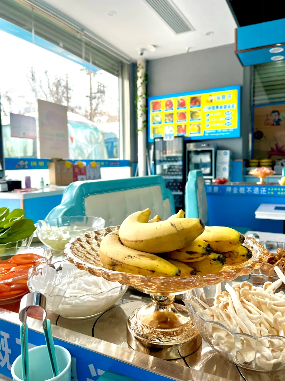 在邯郸 25元吃到扶墙走的旋转小火锅?