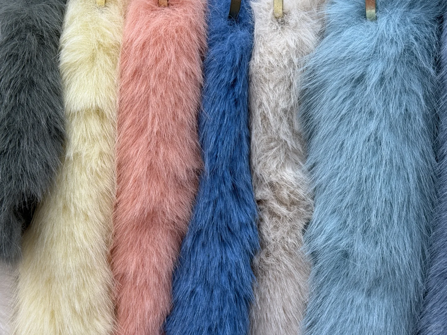 2100克新品狐狸毛 高端皮草面料