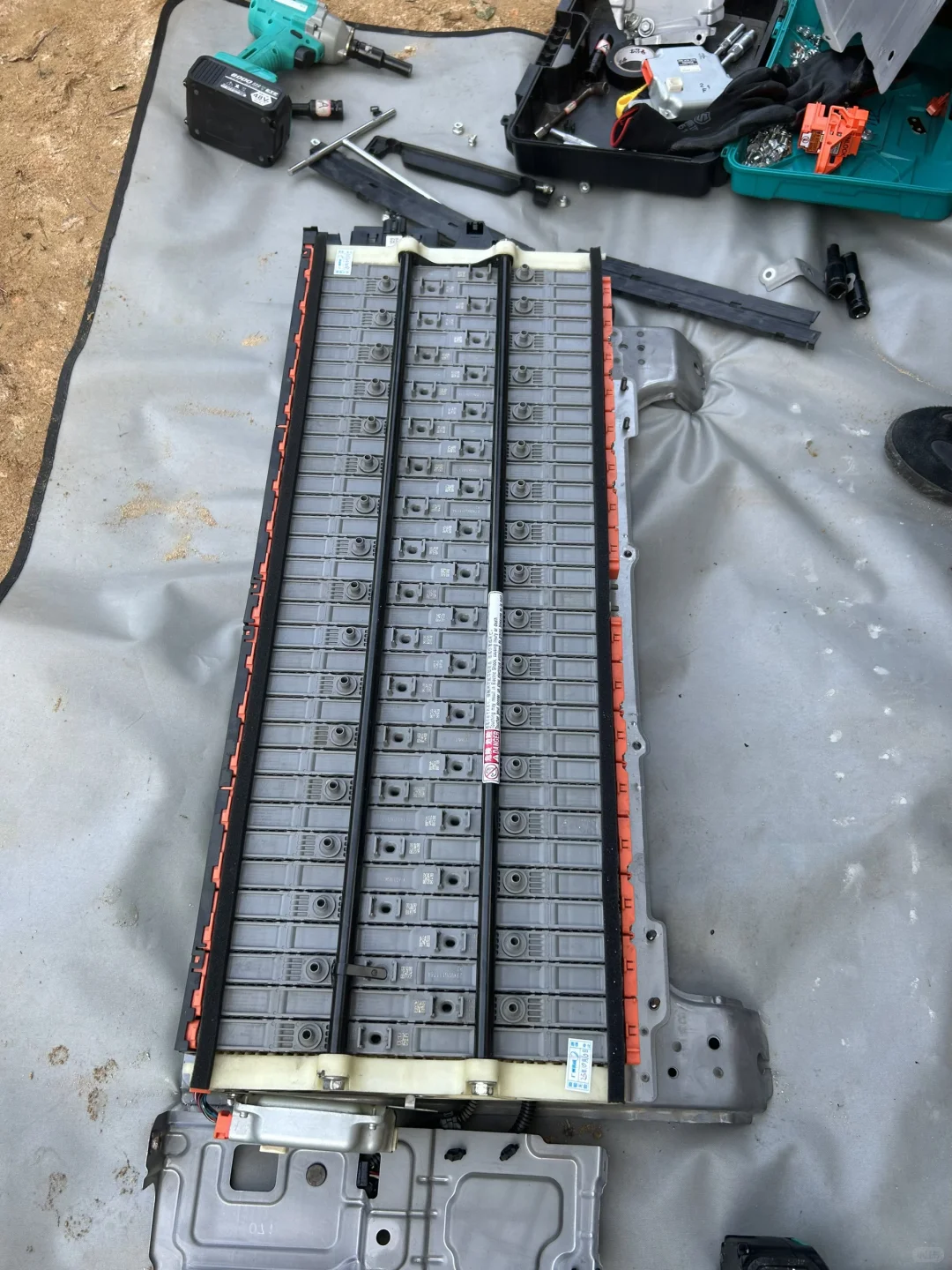 救命!雷克萨斯ES300h换电池差点被坑?