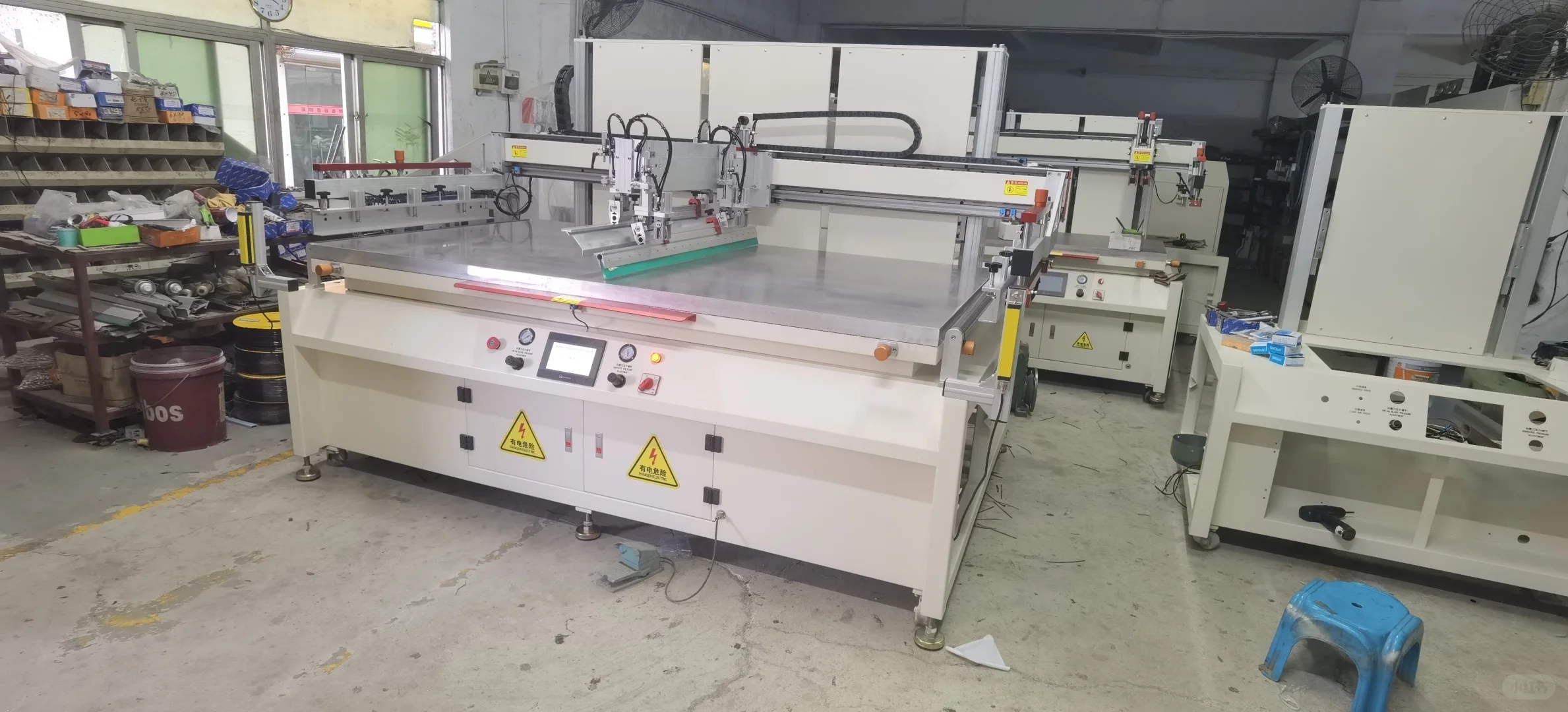 大幅面平面丝网印刷机 ?